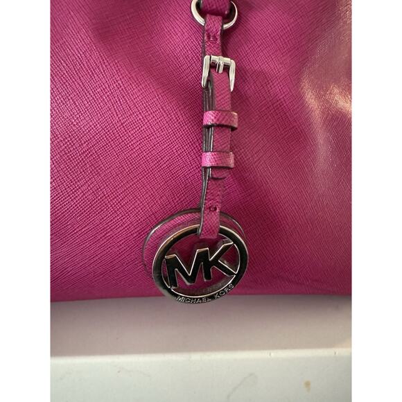 Michael Kors Dark PINK Large Jet Set Tote with Matching Wallet - Picture 10 of 16